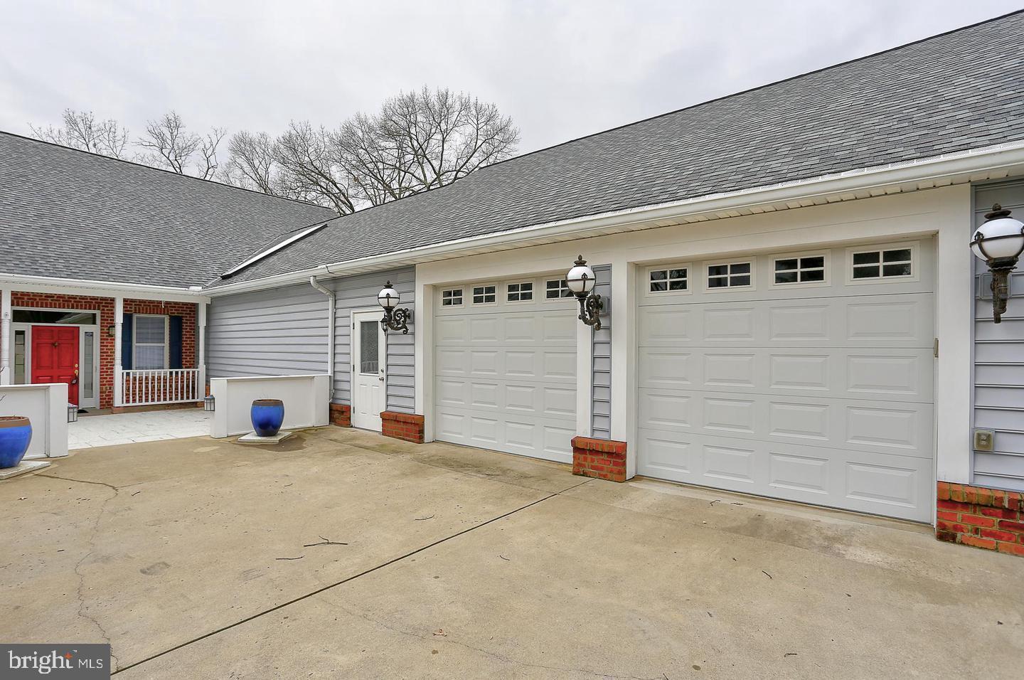 457 Edgewater Road Pasadena, MD 21122 - Photo 40 of 47