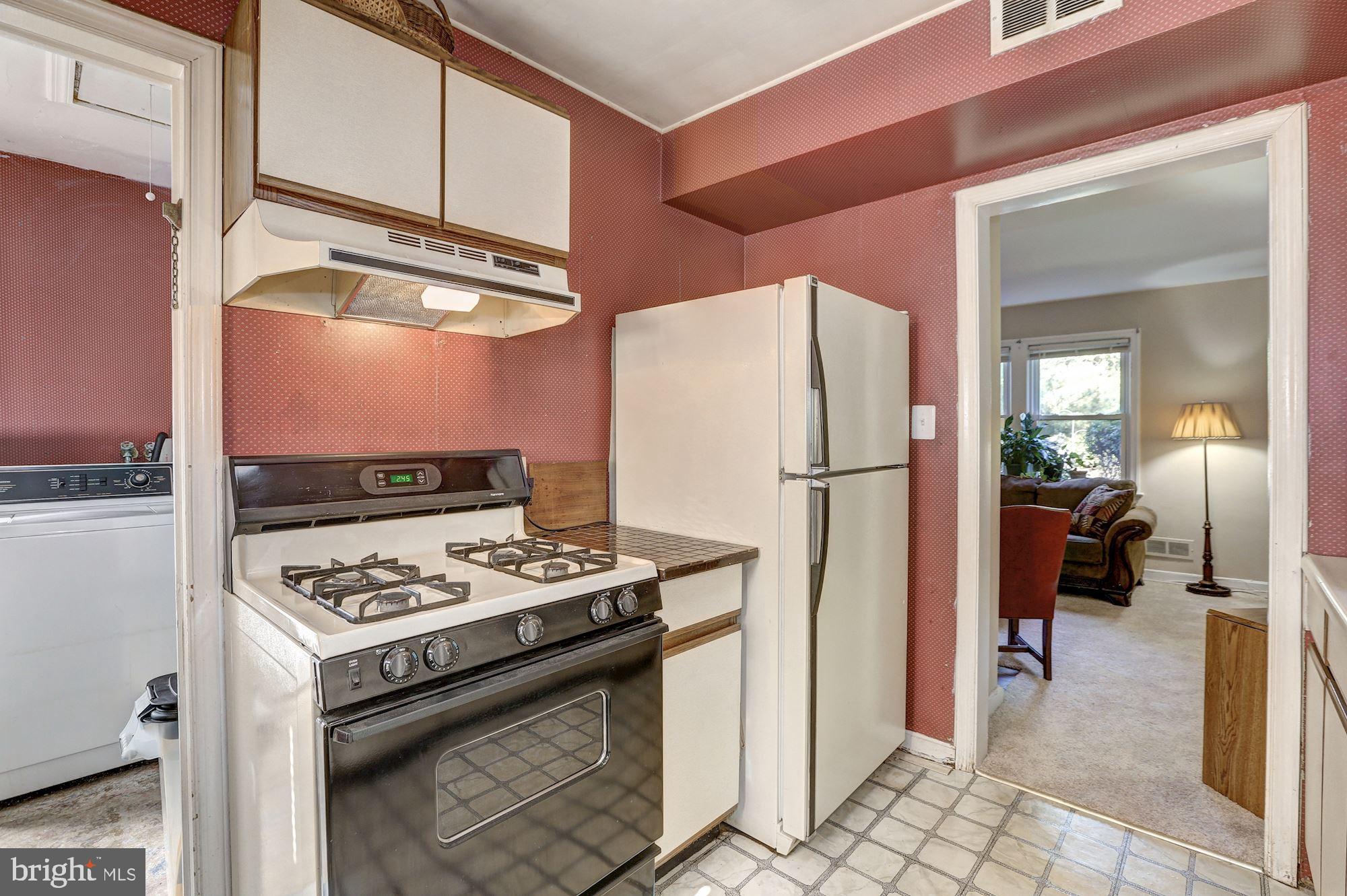 2602 Fenimore Road Silver Spring, MD 20902 - Photo 8 of 21