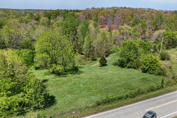 $209,900 | 225 Dale Richardson Lane, Gainesboro, TN 38562