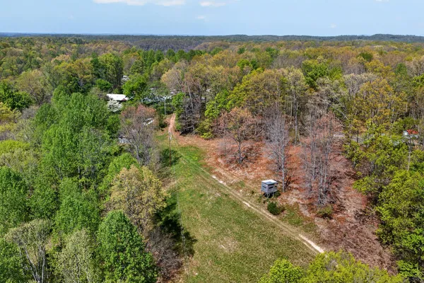 $209,900 | 225 Dale Richardson Lane, Gainesboro, TN 38562