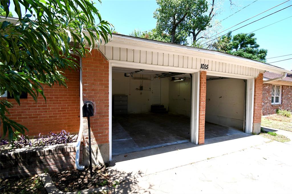 1015 Mitchell Road Irving, TX 75060 - Photo 28 of 30 Gallery Image 28