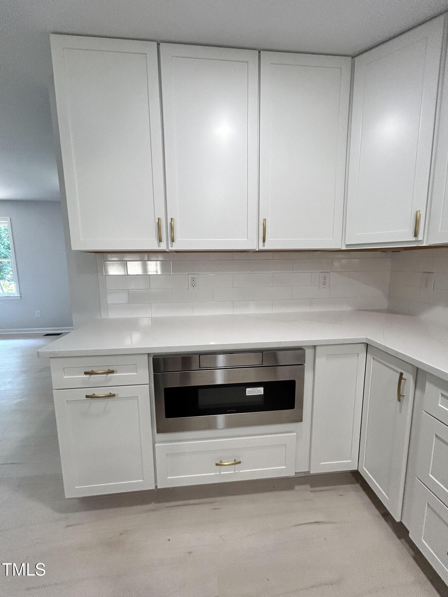 1116 Temple Street Raleigh, NC 27609 - Photo 13 of 35 microwave