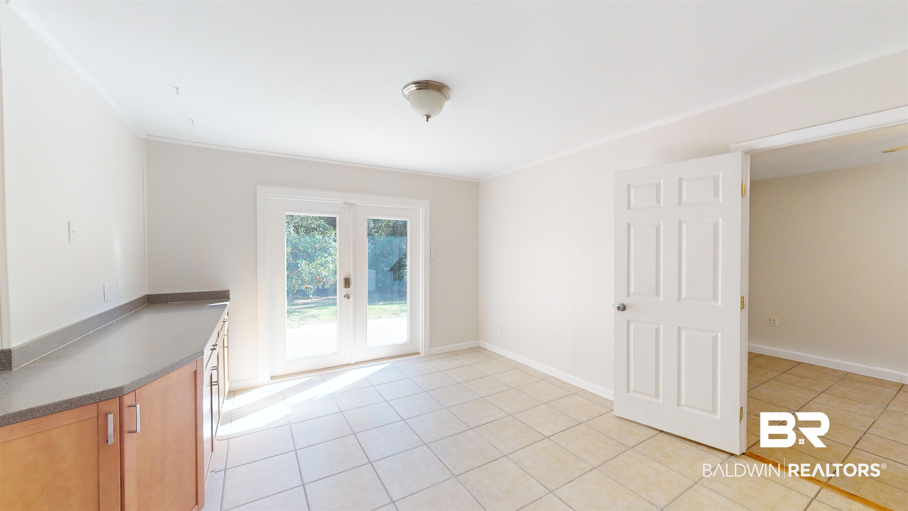 104 Vanderbilt Drive Mobile, AL 36608 - Photo 16 of 52