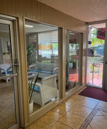 $2,000 | 1251 Northeast 108th Street, Unit 408, Miami, FL 33161
