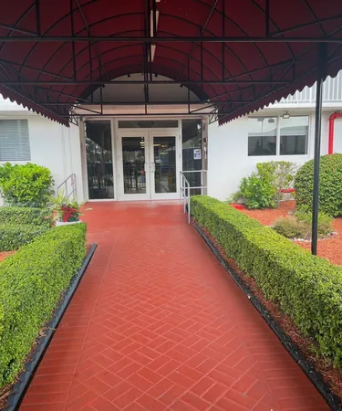 $2,000 | 1251 Northeast 108th Street, Unit 408, Miami, FL 33161