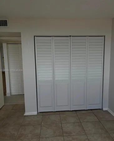 $2,000 | 1251 Northeast 108th Street, Unit 408, Miami, FL 33161