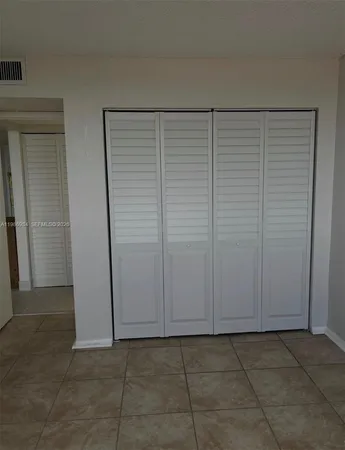 $2,000 | 1251 Northeast 108th Street, Unit 408, Miami, FL 33161