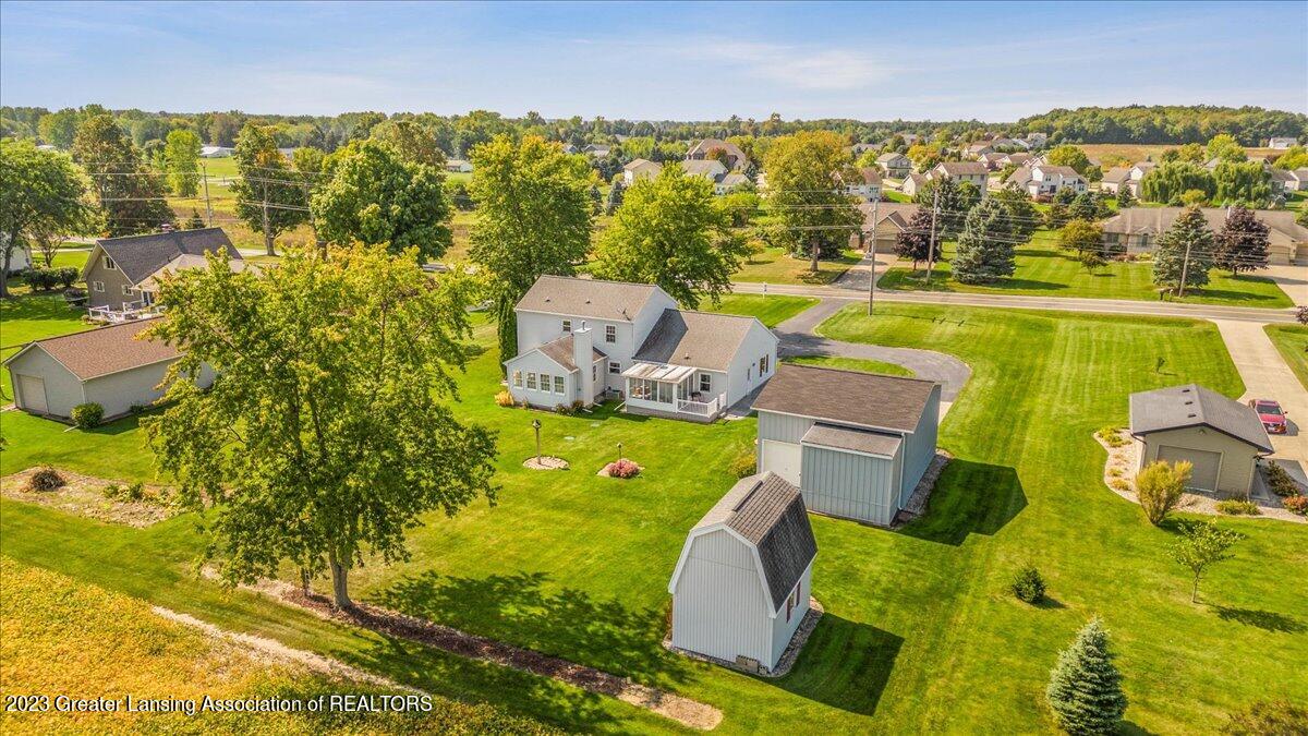 2843 Loomis Road St. Johns, MI 48879 - Photo 3 of 53 03-Media Jett-11