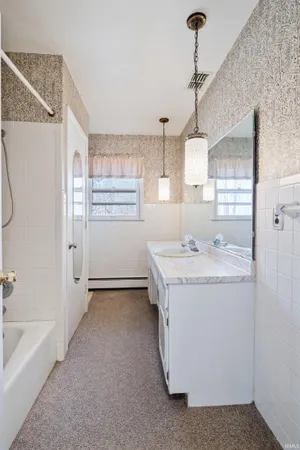 $220,000 | 2894 County Rd S 500 West, Russiaville, IN 46979