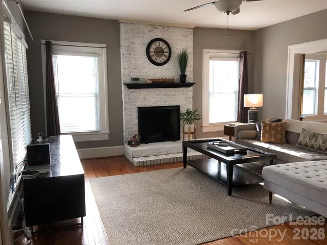 $2,300 | 3235 Archdale Drive, Charlotte, NC 28210