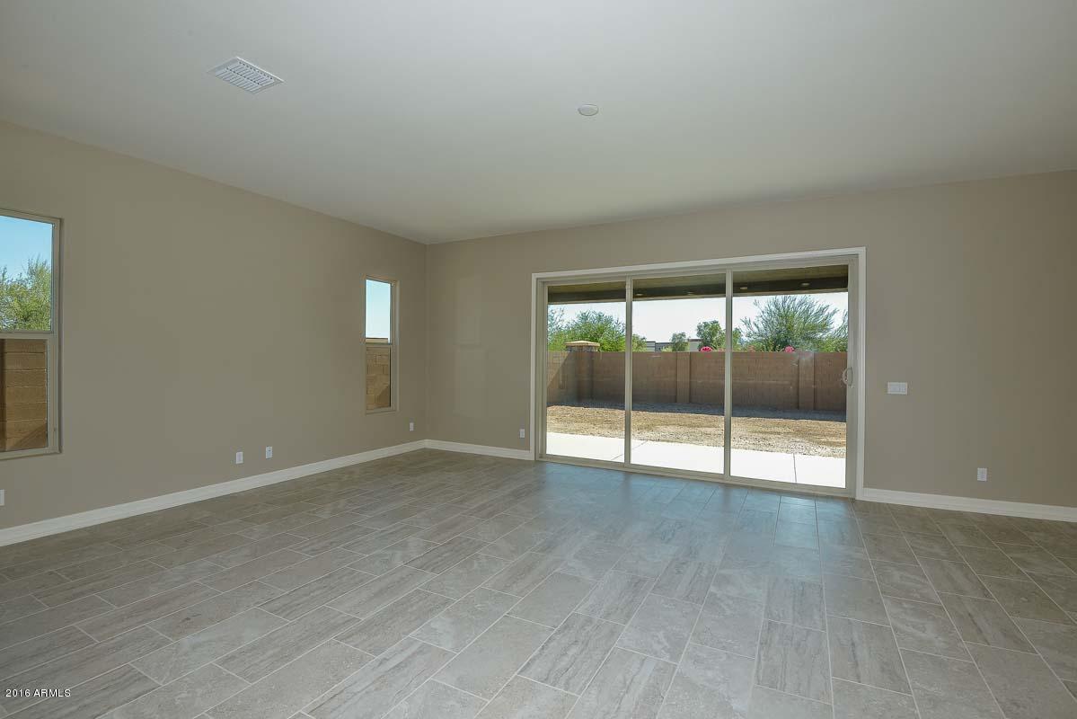 15623 West Coronado Road Goodyear, AZ 85395 - Photo 13 of 38 Family Room2