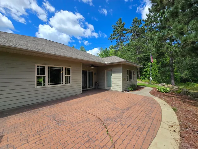 $549,000 | 58950 Highway 23, Sandstone, MN 55072