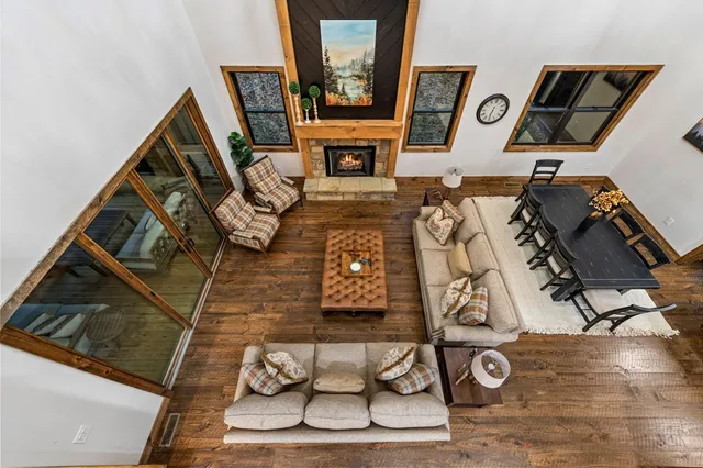 $1,190,000 | 45 Shermans Court, McCaysville, GA 30555