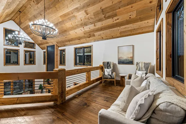 $1,190,000 | 45 Shermans Court, McCaysville, GA 30555