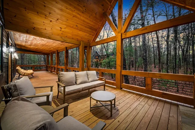 $1,190,000 | 45 Shermans Court, McCaysville, GA 30555