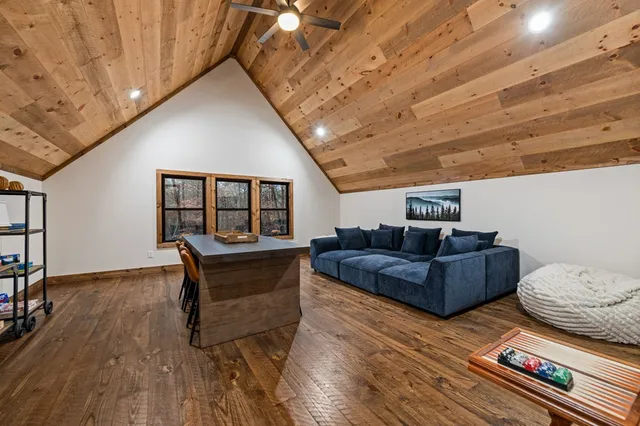 $1,190,000 | 45 Shermans Court, McCaysville, GA 30555