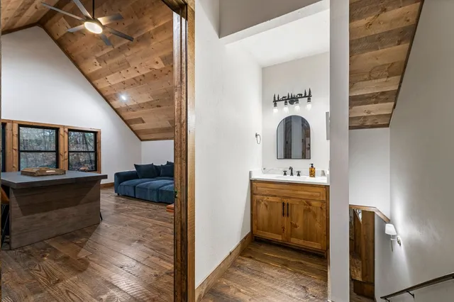 $1,190,000 | 45 Shermans Court, McCaysville, GA 30555