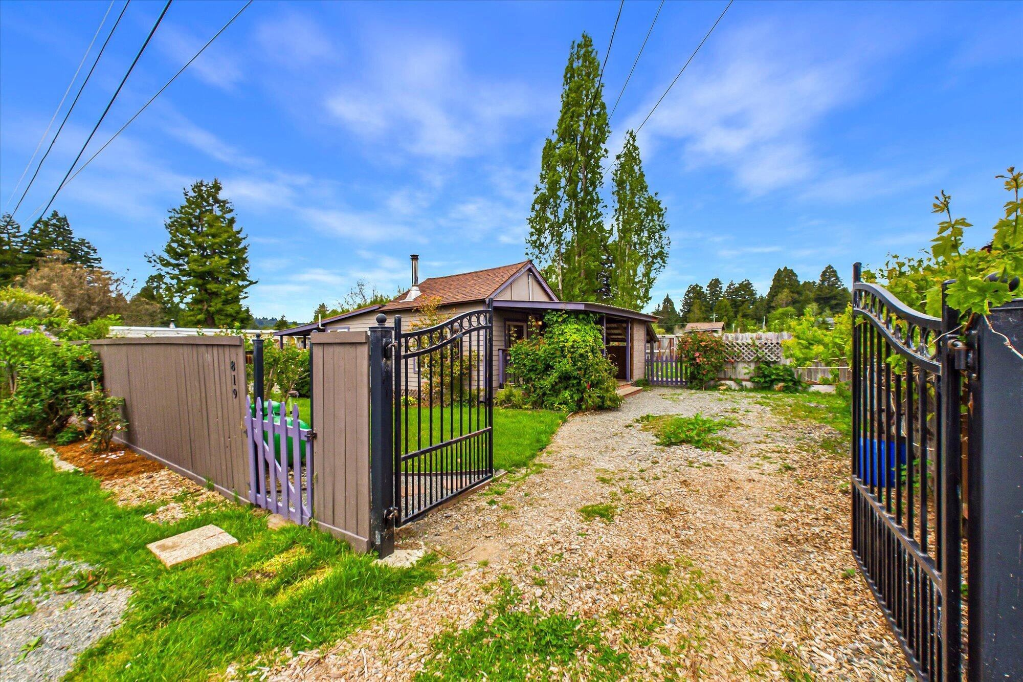819 Gross Road Fieldbrook, CA 95519 - Photo 4 of 33