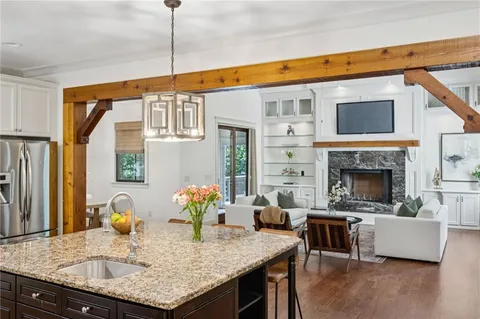 $1,700,000 | 279 Lakeview Avenue Northeast, Atlanta, GA 30305