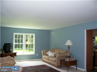 261 Jefferis Road Downingtown, PA 19335 - Photo 9 of 10 Living Room