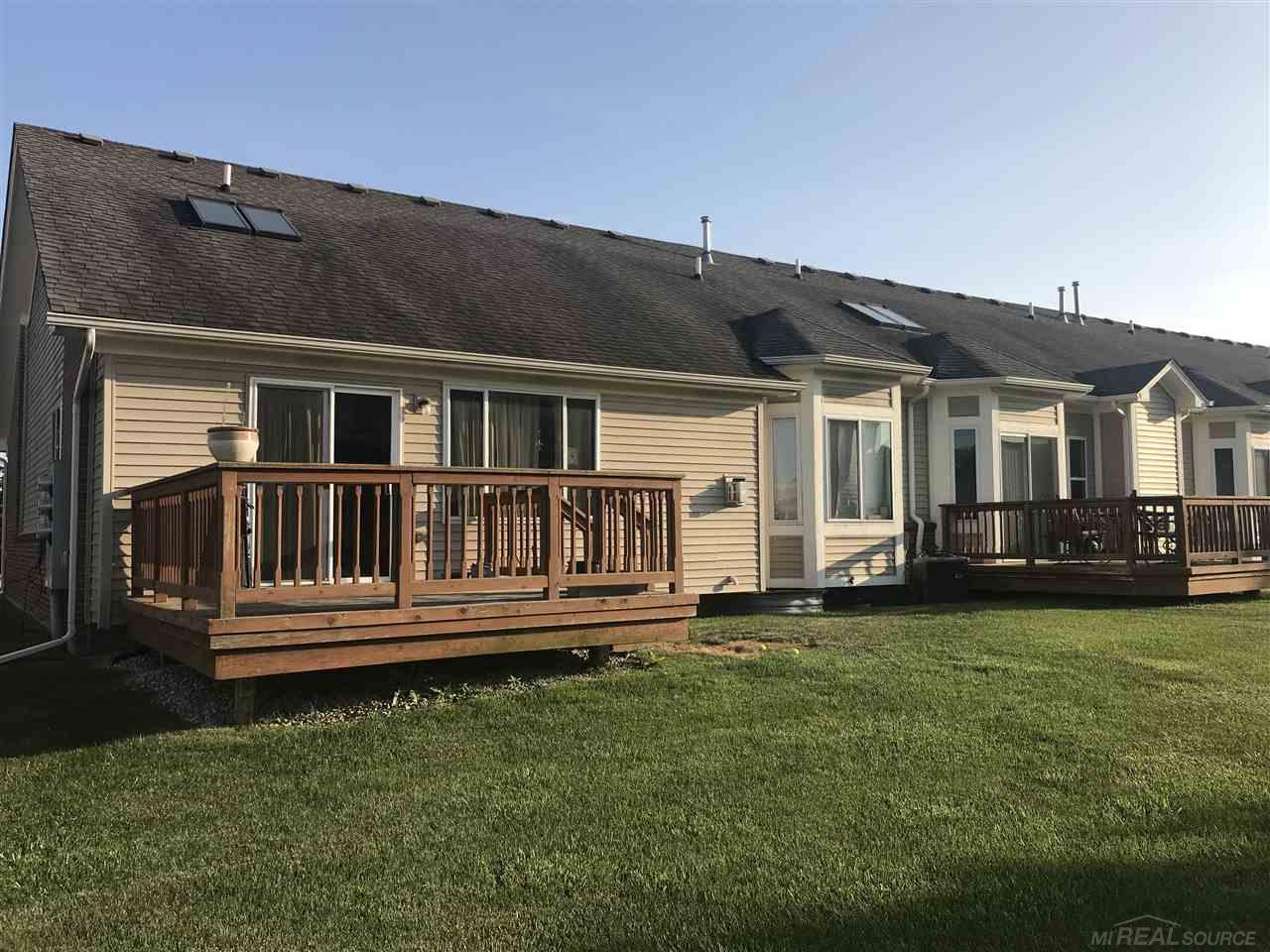 26079 Mariners Point New Baltimore, MI 48051 - Photo 26 of 28