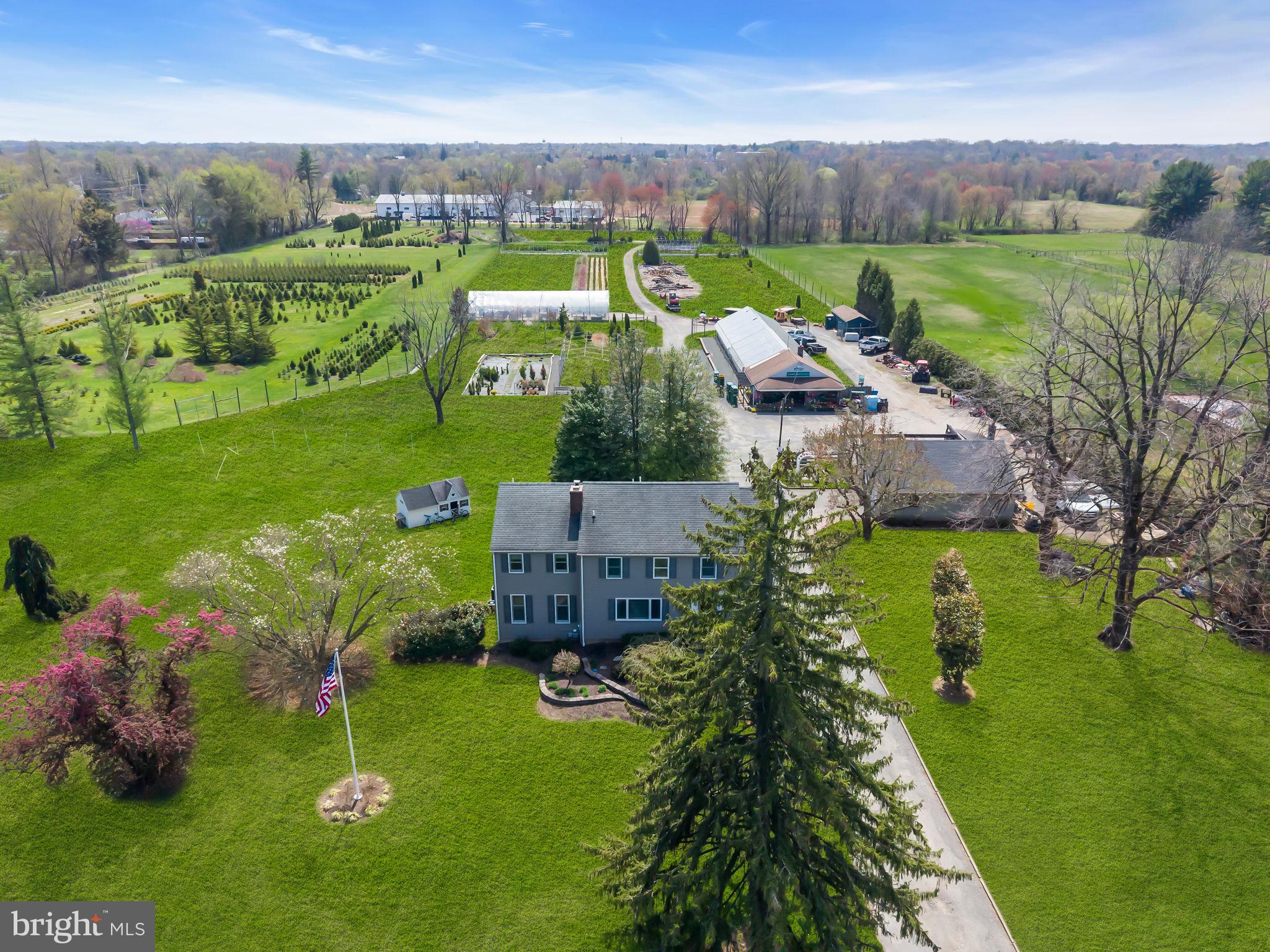 10 Woosamonsa Road Pennington, NJ 08534 - Photo 2 of 60