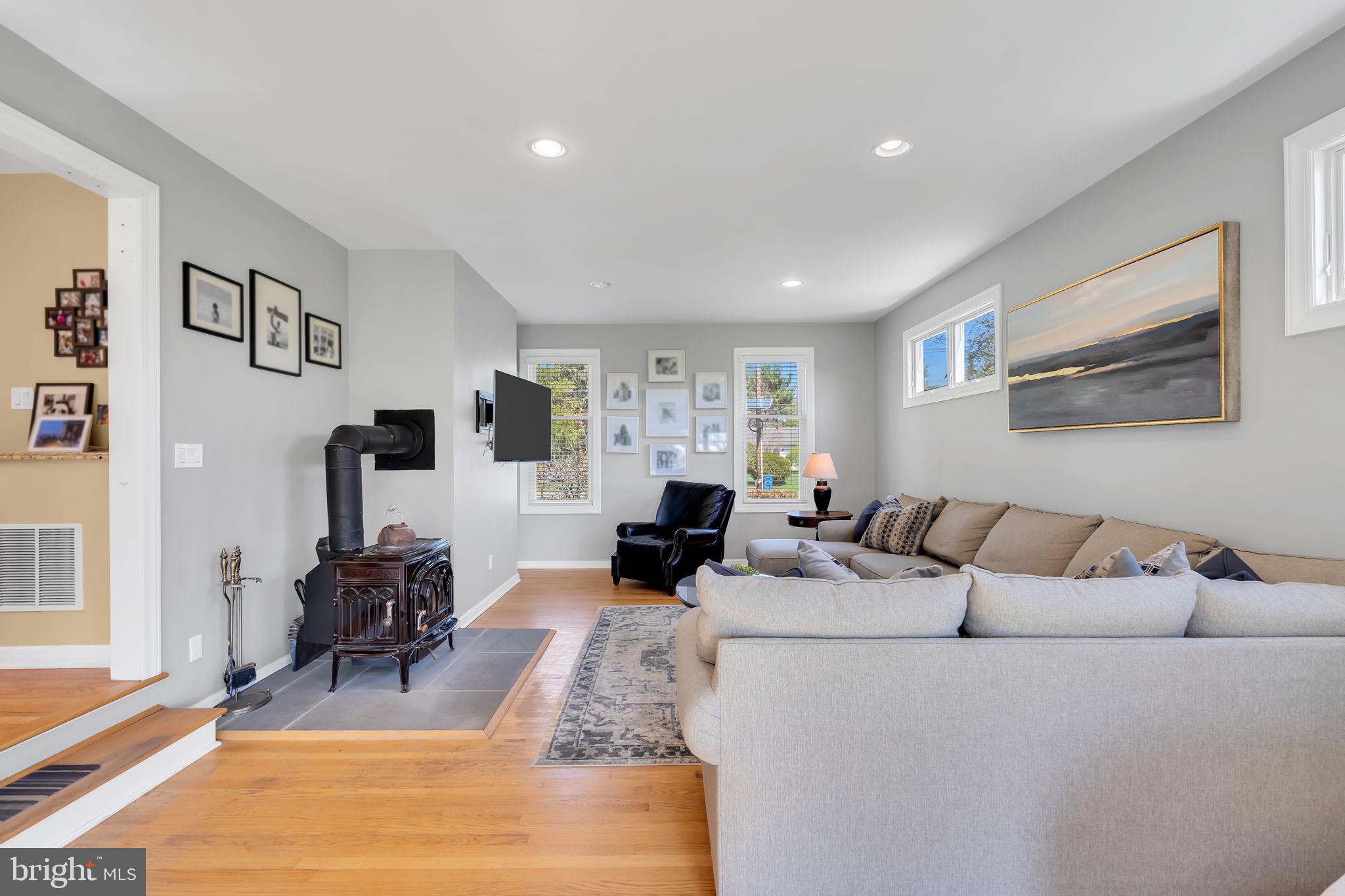 10 Woosamonsa Road Pennington, NJ 08534 - Photo 25 of 60