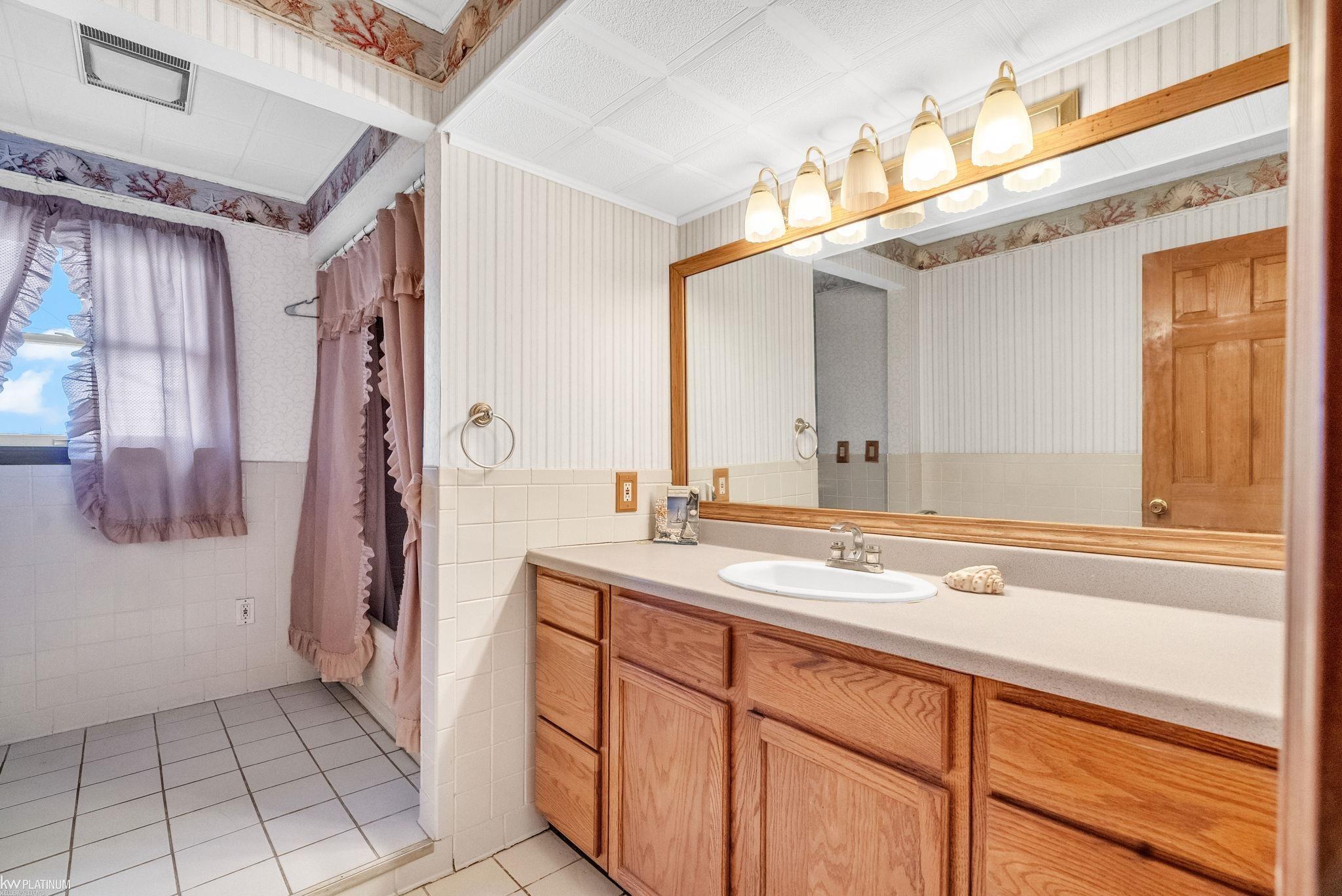 9505 Dolan Road Columbus, MI 48063 - Photo 16 of 34