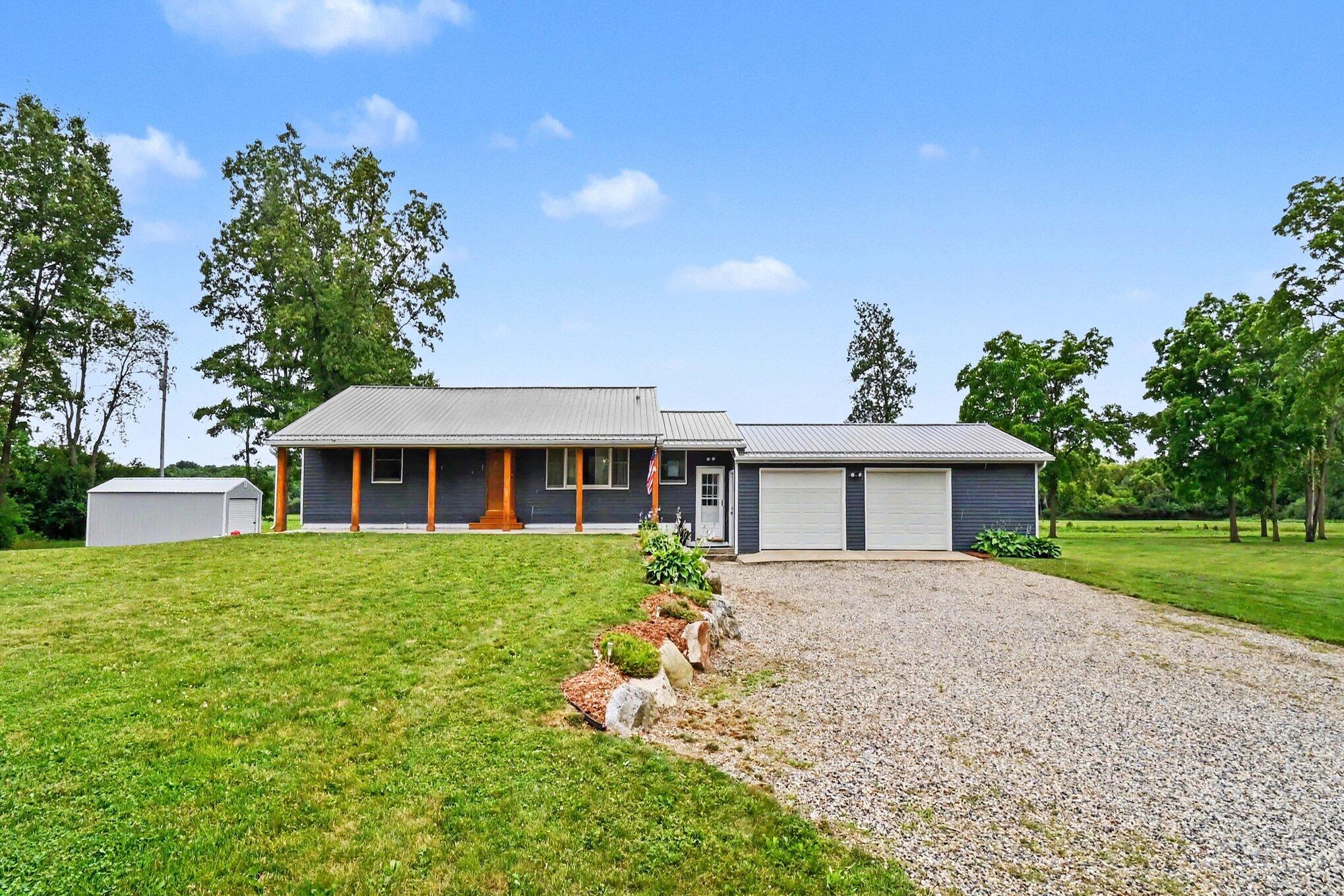 10290 Thorne Road Horton, MI 49246 - Photo 2 of 41 002_file_9142