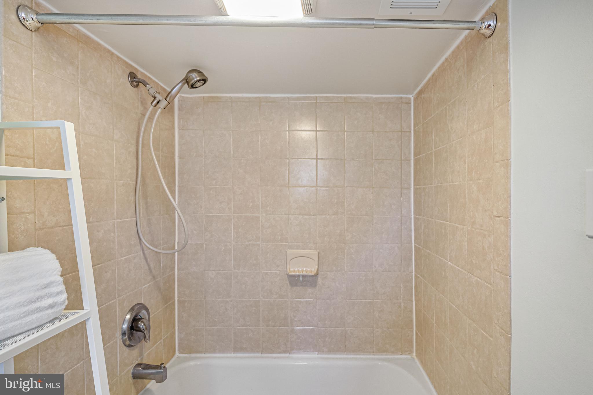 1242 Greystone Road Baltimore, MD 21227 - Photo 24 of 33 Full Bath - Lower Level