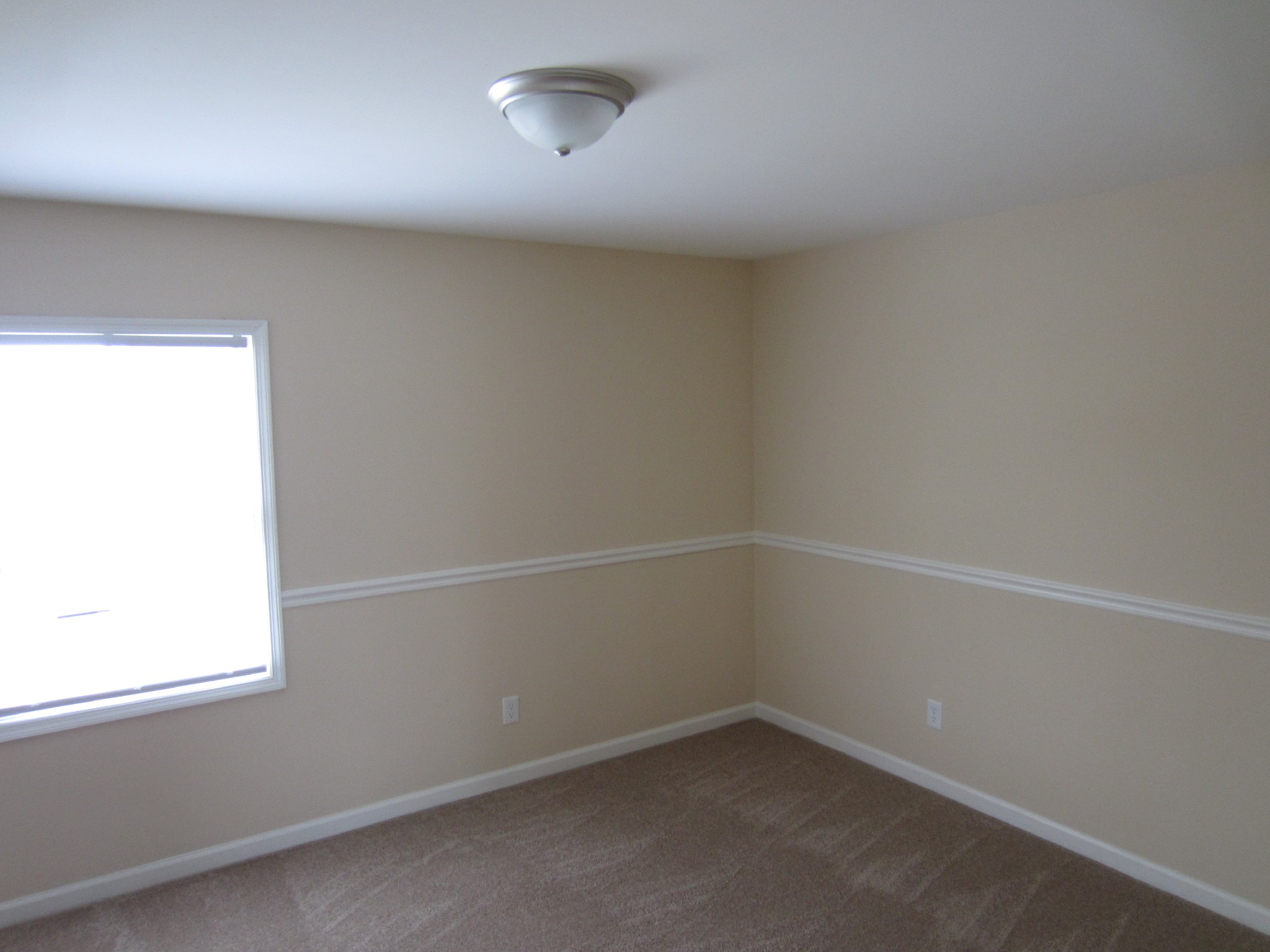 670 Vesta Road Lebanon, TN 37090 - Photo 14 of 20 an empty room with a window