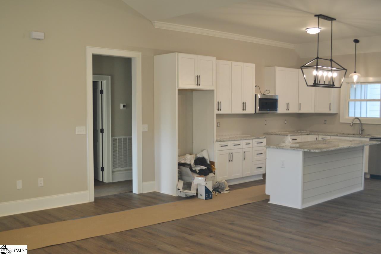 504 Ridgewood Court Seneca, SC 29672 - Photo 13 of 36 Gallery Image 13