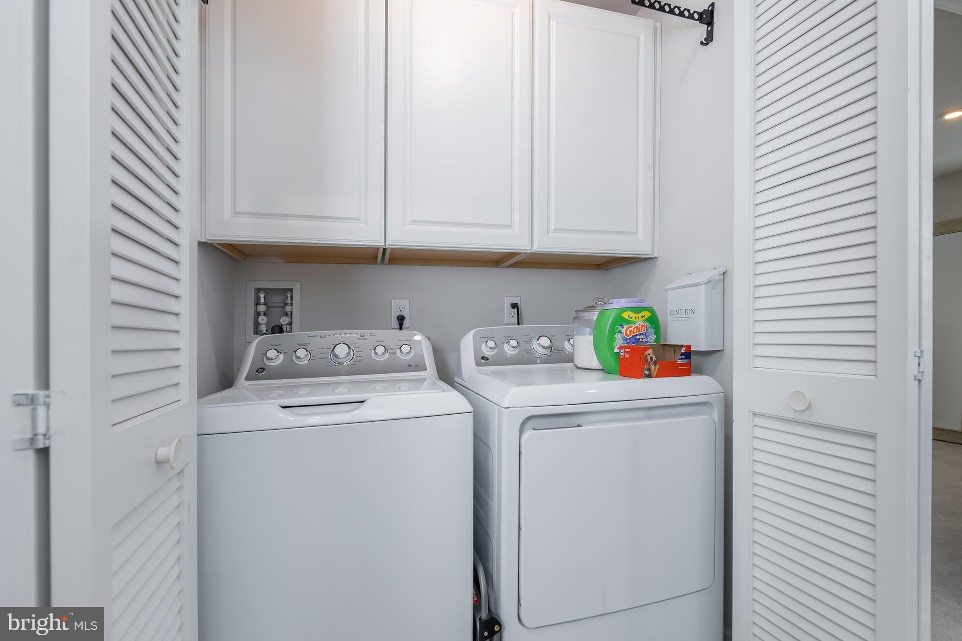 246 Freedom Way Sicklerville, NJ 08081 - Photo 21 of 23 a utility room with dryer and washer