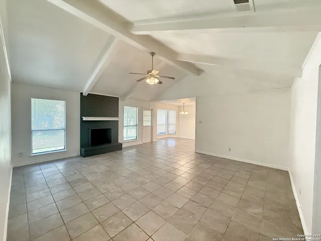 $1,495 | 912 Spring Hill Drive, New Braunfels, TX 78130