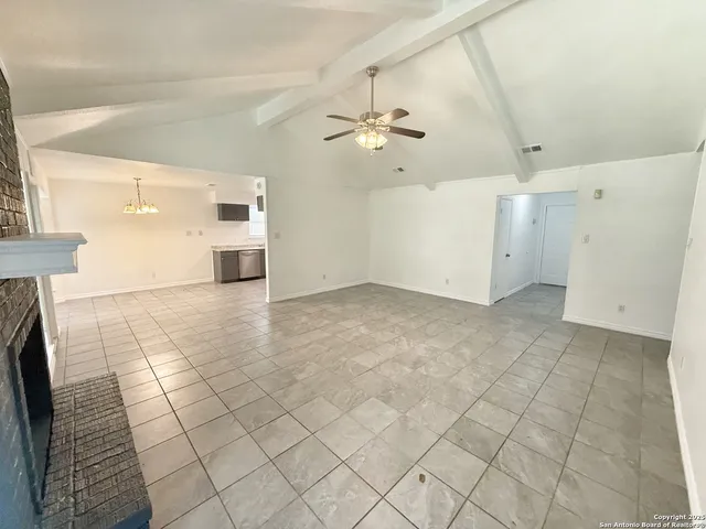 $1,495 | 912 Spring Hill Drive, New Braunfels, TX 78130