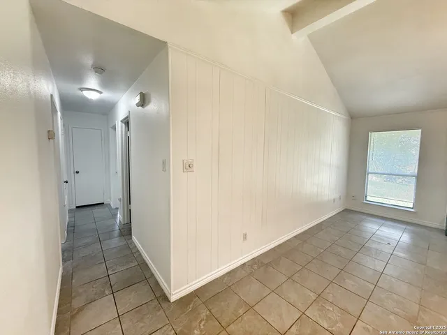 $1,495 | 912 Spring Hill Drive, New Braunfels, TX 78130