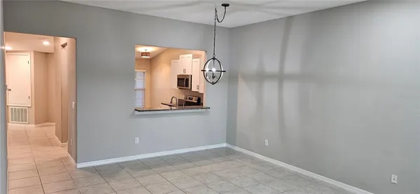 $1,995 | 13407 Crest Lake Drive, Hudson, FL 34669