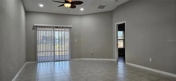 $1,995 | 13407 Crest Lake Drive, Hudson, FL 34669