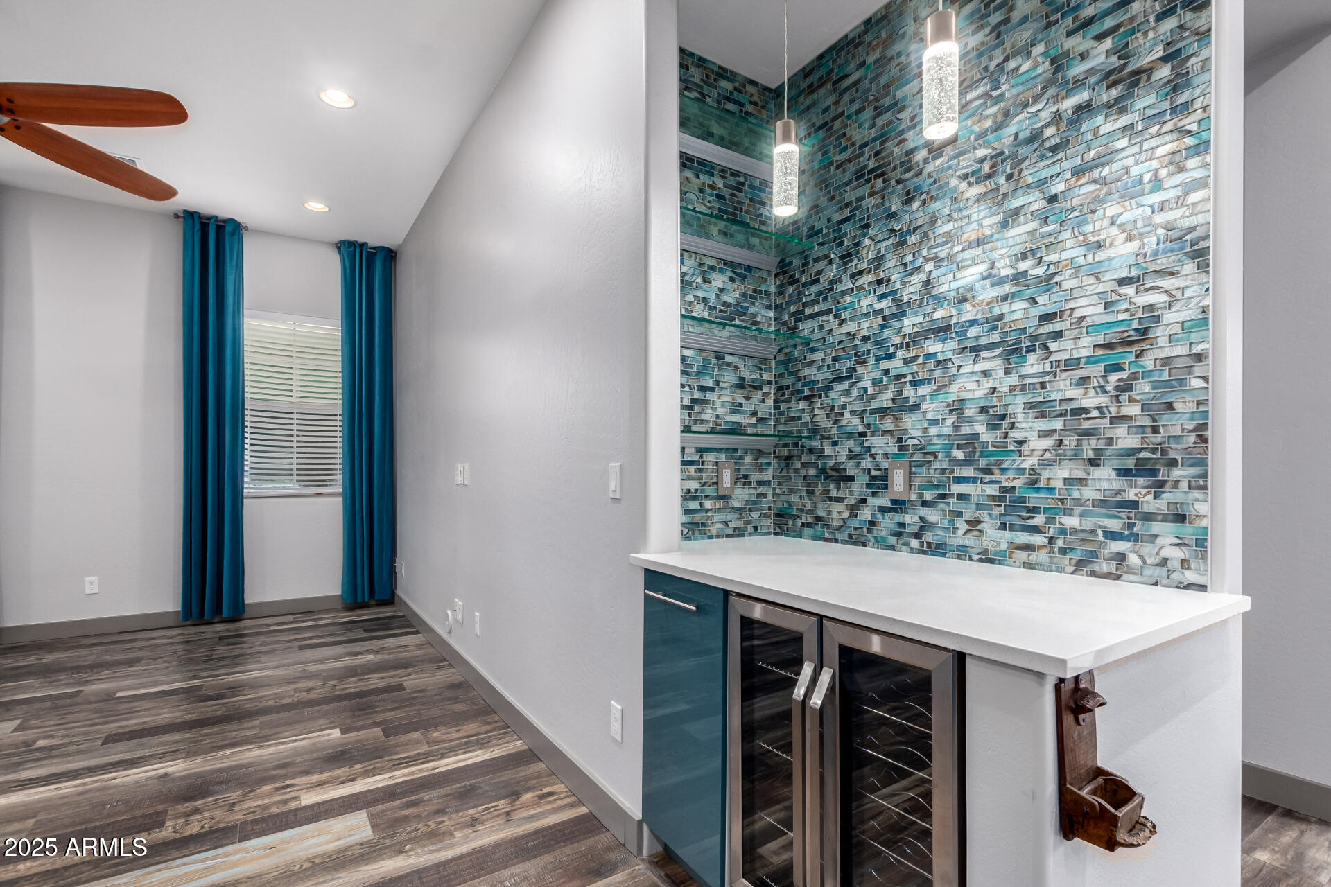 2891 Citrus Way Chandler, AZ 85286 - Photo 6 of 30 a view of a hallway with closet