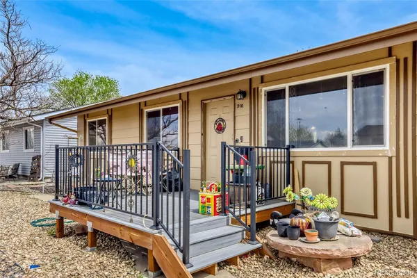 $330,000 | 910 Dogwood Avenue, Fort Lupton, CO 80621
