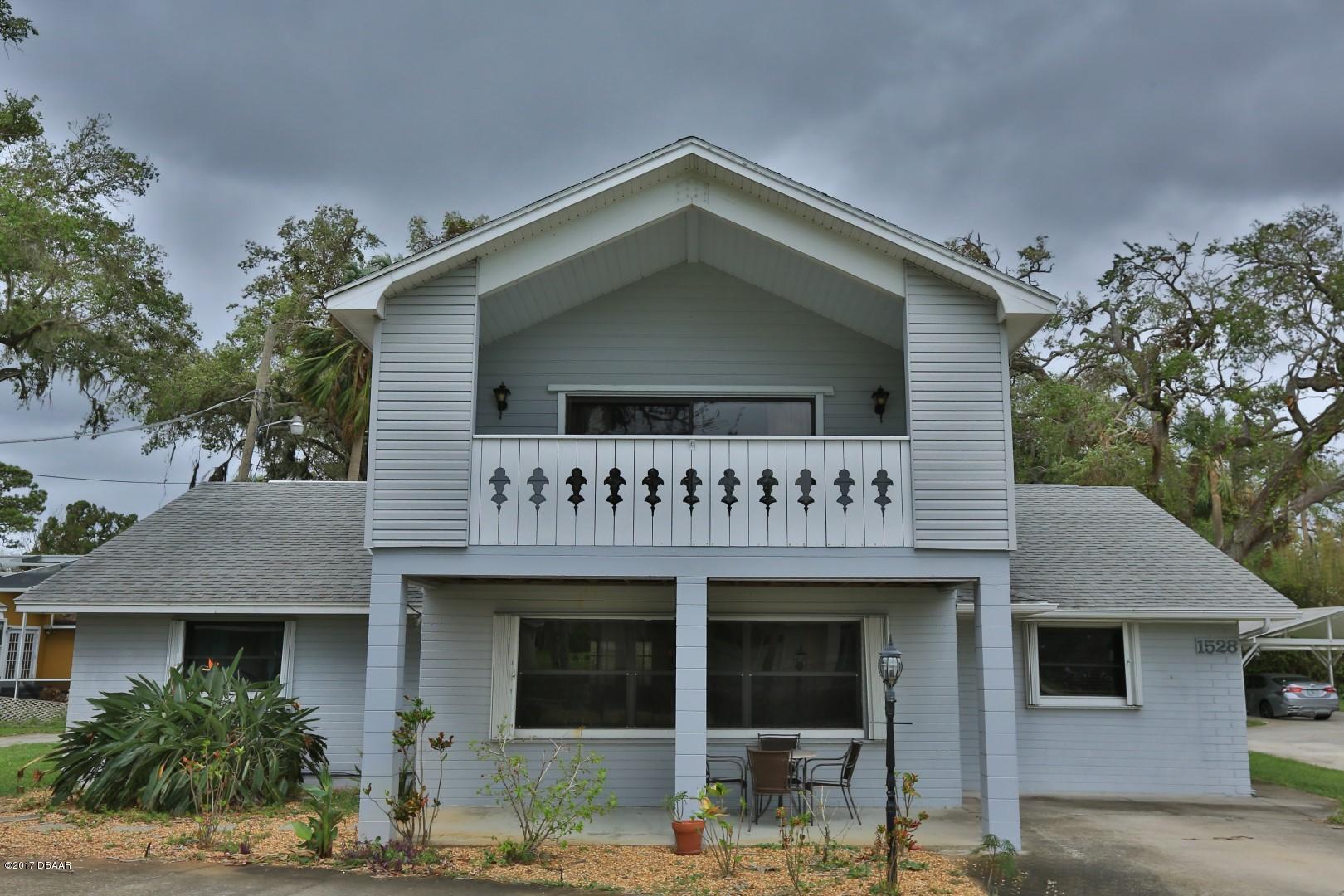1528 South Riverside Drive Edgewater, FL 32132 - Photo 1 of 31 3A6B2143 (Large)