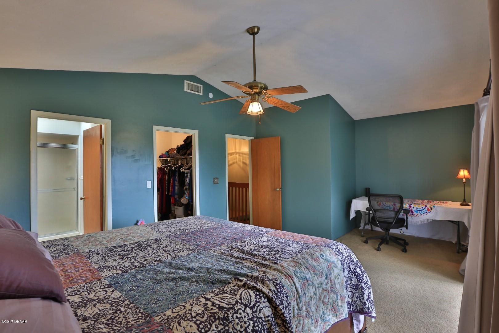 1528 South Riverside Drive Edgewater, FL 32132 - Photo 21 of 31 3A6B2156 (Large)