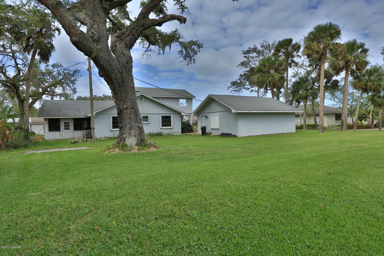1528 South Riverside Drive Edgewater, FL 32132 - Photo 9 of 31 3A6B2176 (Large)