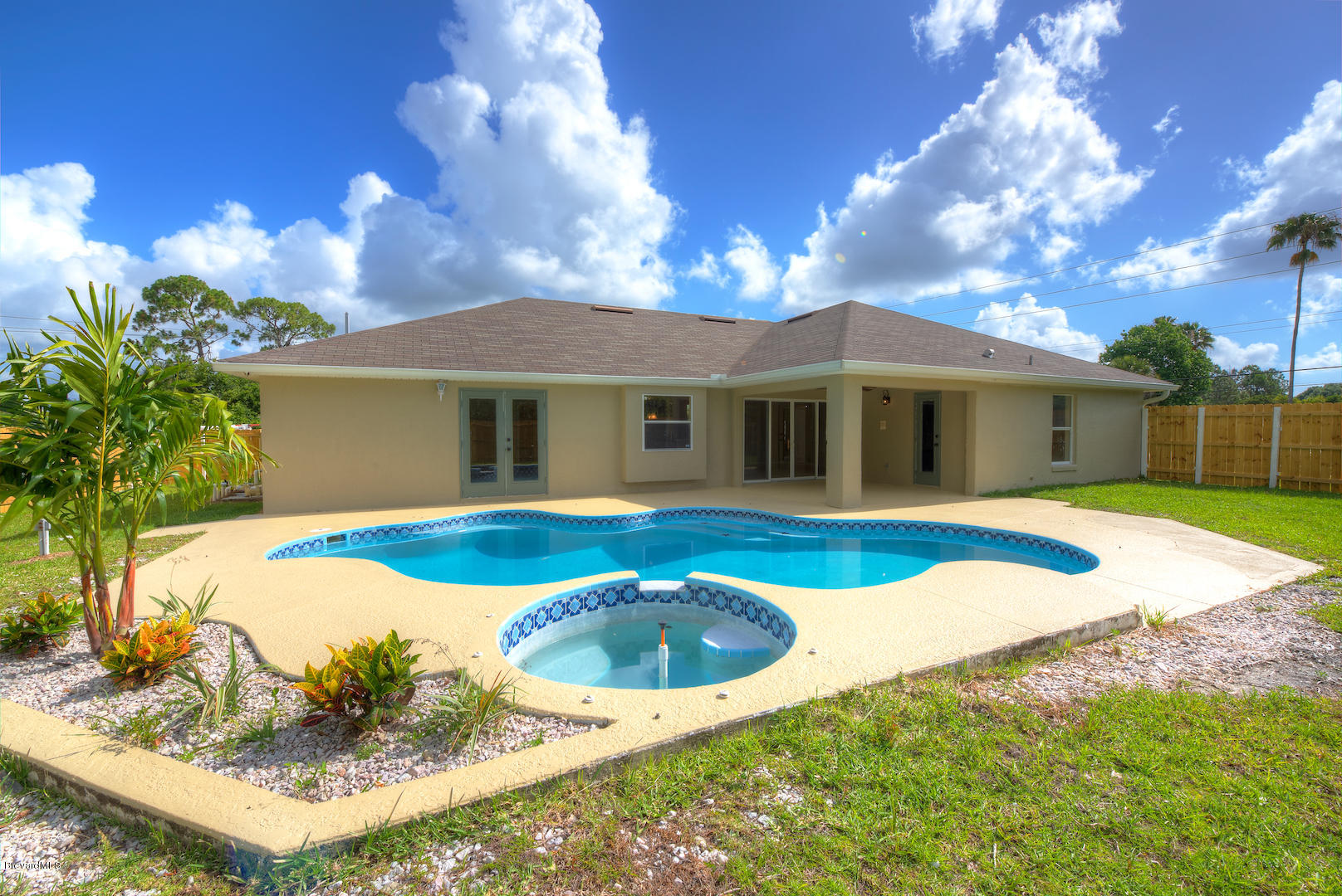 890 Raleigh Road Southeast Palm Bay, FL 32909 - Photo 18 of 20 back