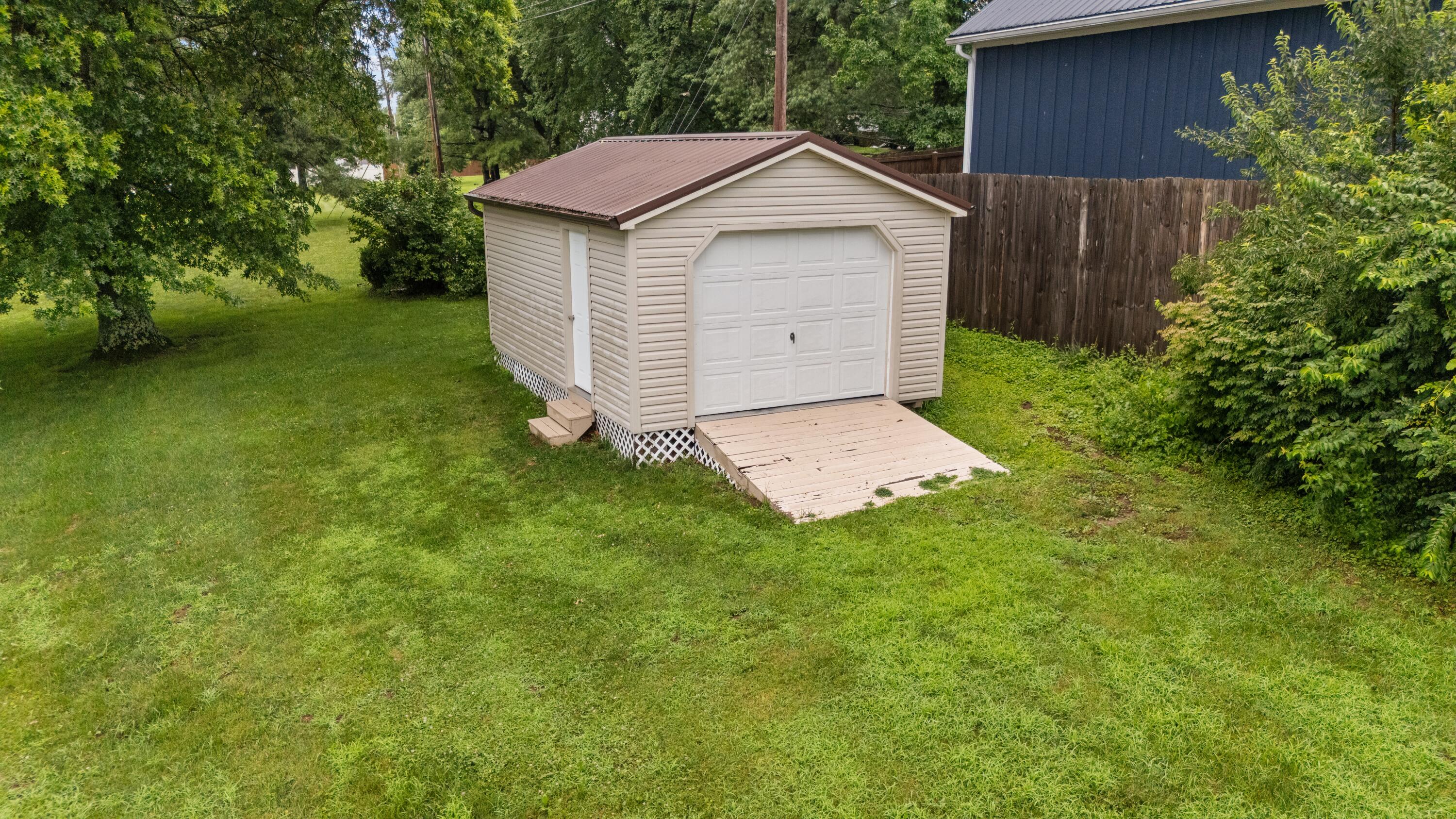 215 Delaplain Road Winchester, KY 40391 - Photo 34 of 39 Detached garage/storage shed