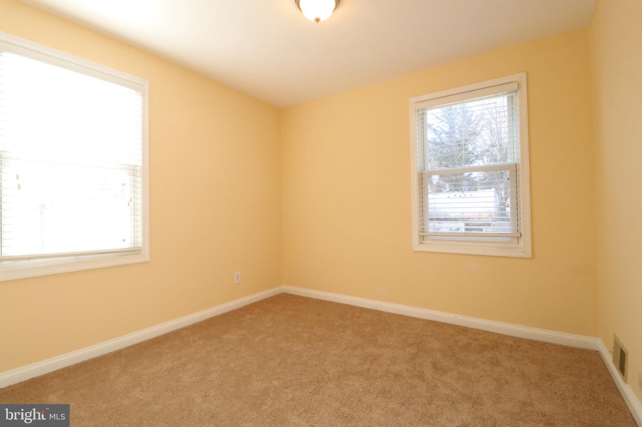 12212 Bluhill Road Silver Spring, MD 20902 - Photo 17 of 27 Bedroom 3