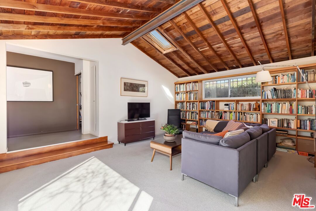 1337 Palms Boulevard Venice, CA 90291 - Photo 14 of 25