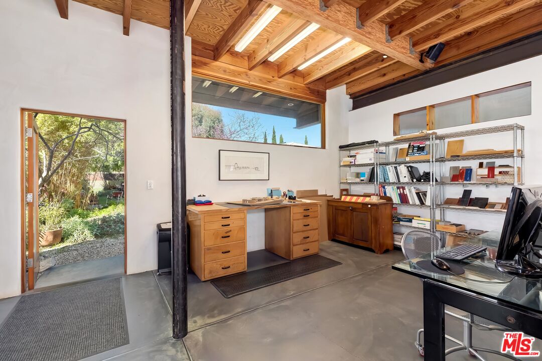 1337 Palms Boulevard Venice, CA 90291 - Photo 6 of 25