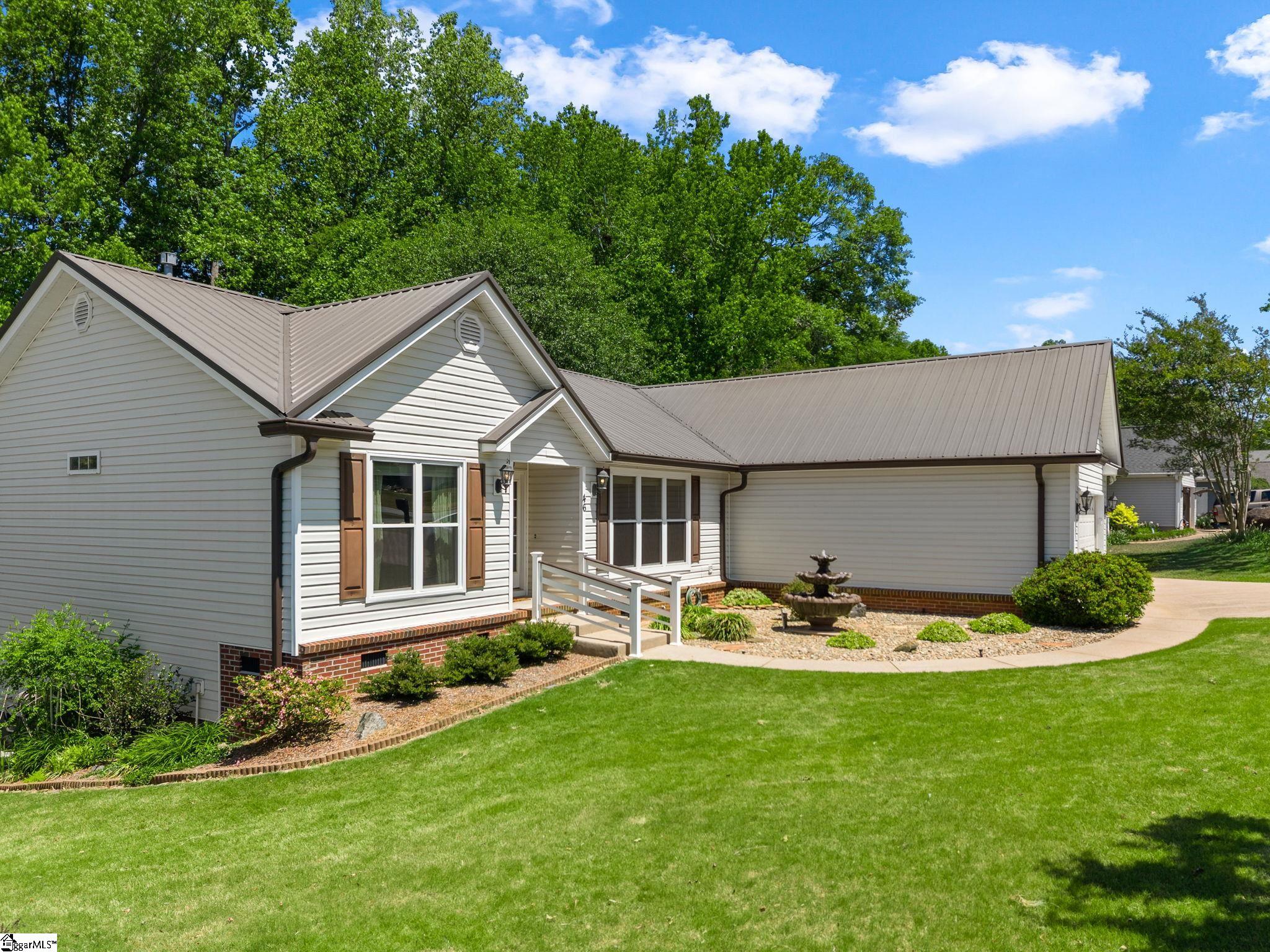 46 Lee Street Lyman, SC 29365 - Photo 3 of 50