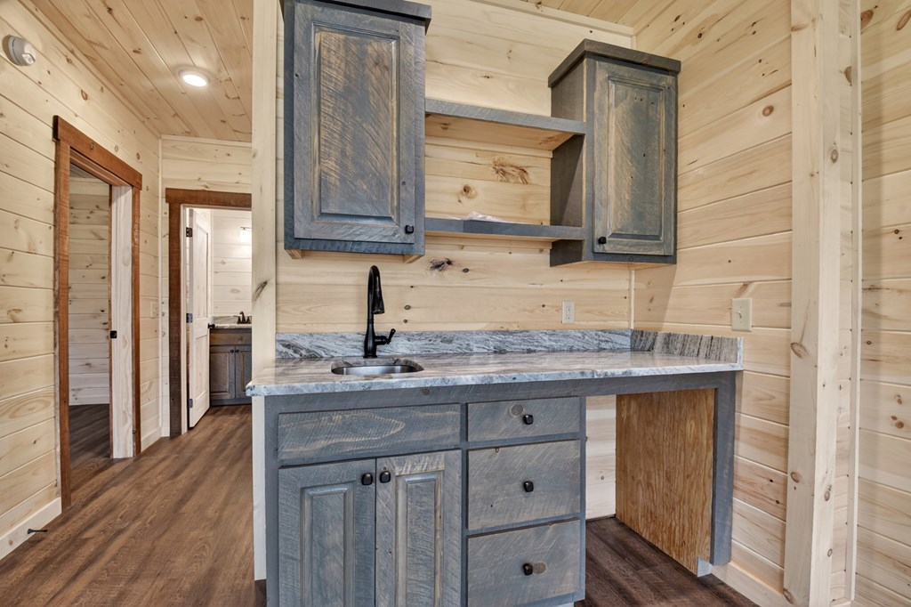 811 Mangum's Trail Blue Ridge, GA 30513 - Photo 28 of 70